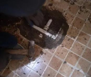 子长卫生间漏水维修公司为您分享下卫生间渗水如何处理及注意事项